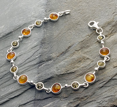AM106 Green and Honey Amber Bracelet