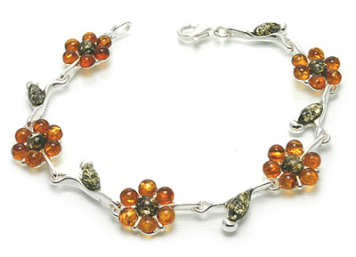 AM107 Honey and Green Amber Flower Bracelet