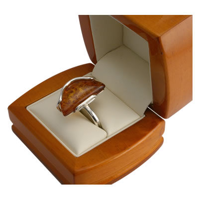 AM1102 Handmade Semi Circle Amber Ring