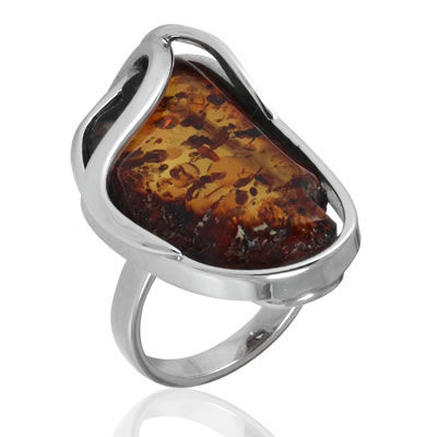 AM1229 Handmade Baltic Amber Ring Size T