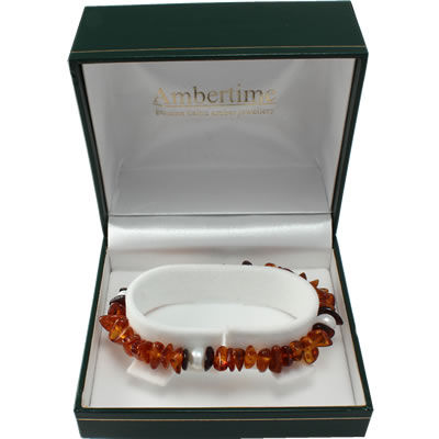 AM1328 Amber and Freshwater Pearl Stretch Bracelet