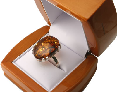 AM277 Large Oval Amber Sterling Silver Ring