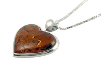 AM298 Honey Amber Heart Pendant