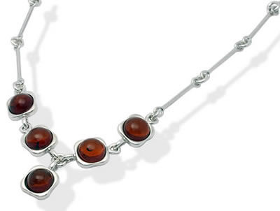 AM485 Silver Baltic Amber Necklace