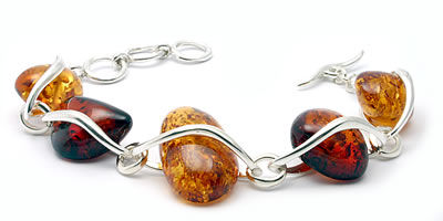 AM489 Cognac and Honey Baltic Amber Pebbles Bracelet