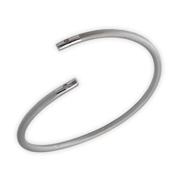 SB078 Ladies Silver Cubic Zirconia Torque Bangle