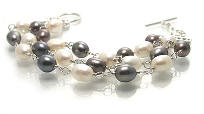 SB134 Freshwater Pearl Triple Row Bracelet