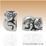 Sleeping Cat Charm Bead