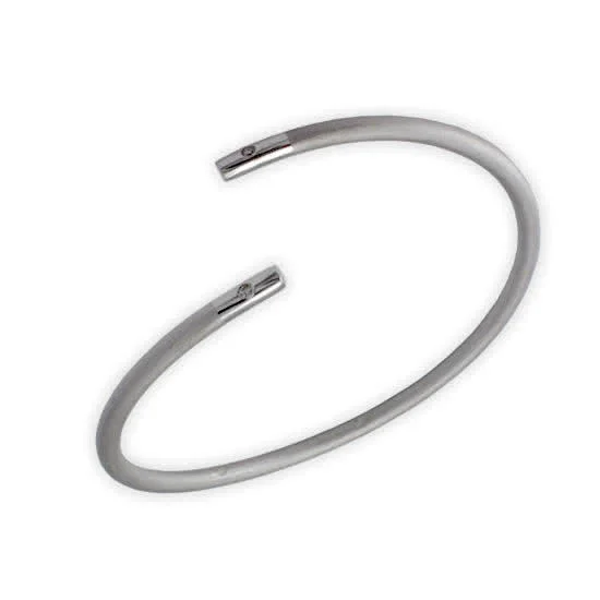 Ladies Sterling Silver Cubic Zirconia Torque Bangle