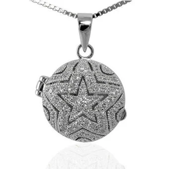 Cubic Zirconia Star Silver Locket