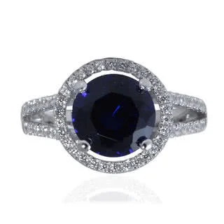 The centre blue sapphire coloured CZ measures 9mm diameter