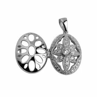Intricate cut out flower design on the reverse of this elegant silver oval locket