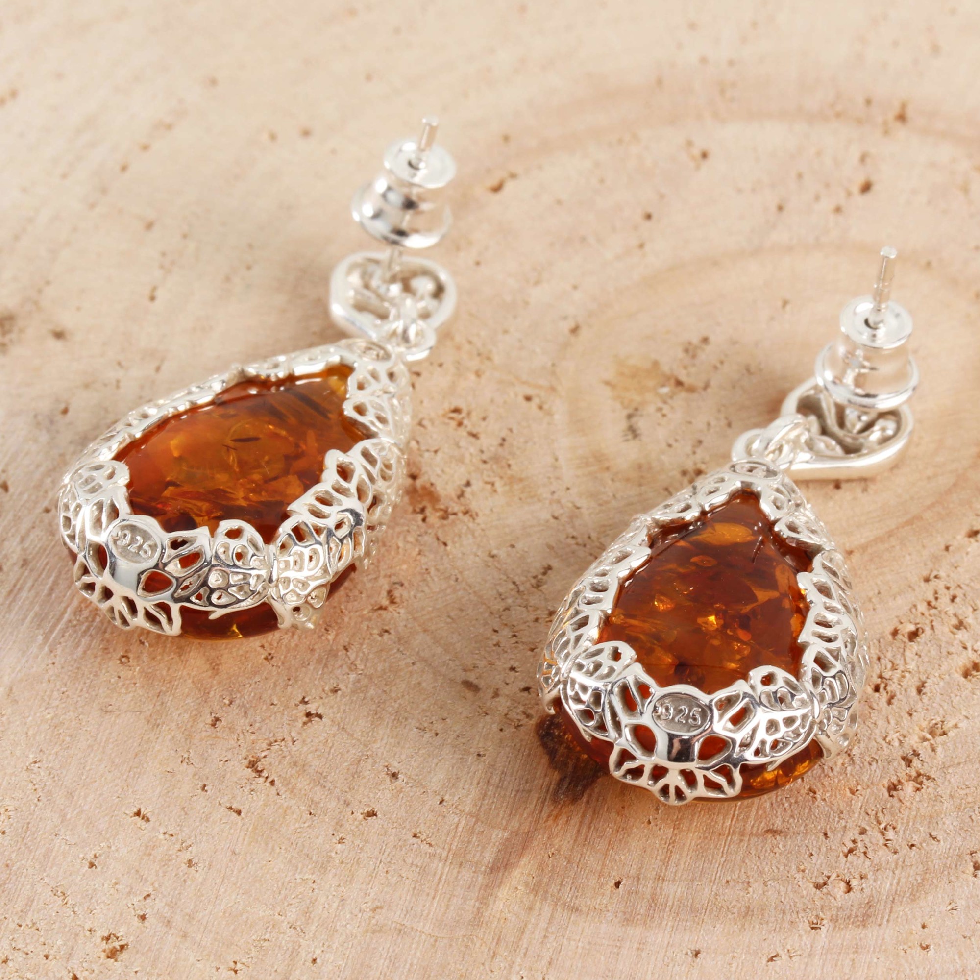 Baltic Amber Earrings Honey Drop Natural Sparkling Natural 1.61 5.6 gram 925 Silver