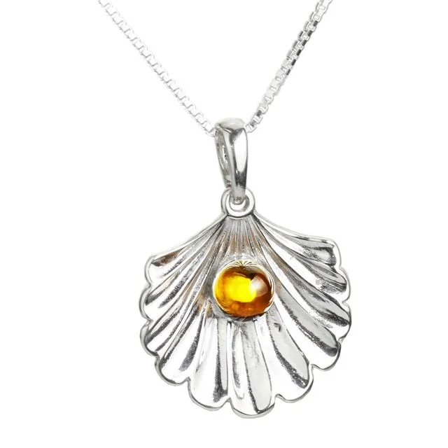 Sterling Silver Honey Baltic Amber Pearl In Shell Pendant
