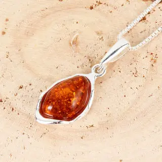 Oval Wavy Edge Baltic Amber Pendant