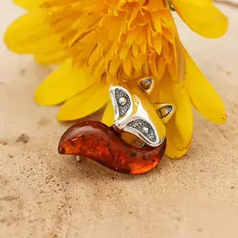 Baltic Amber Fox Sterling Silver Brooch