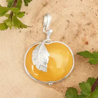 Yellow Butterscotch Baltic Amber Apple Pendant 925 Sterling Silver