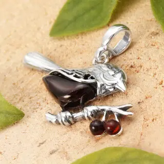 925 Sterling Silver Robin Pendant Baltic Ambrtr 