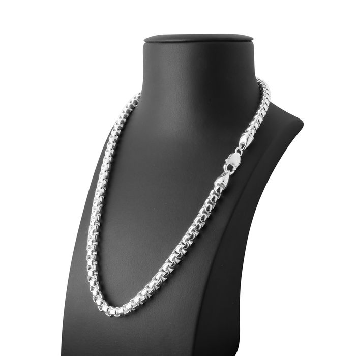 Silver Box Belcher Chain on black model neck