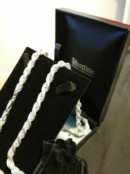 Review image for Heavy Diamond Cut Silver Rope Chain